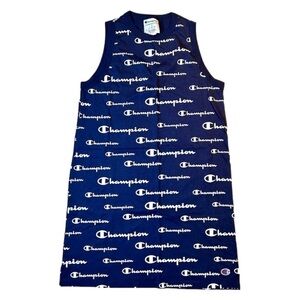 Women’s juniors champion dress